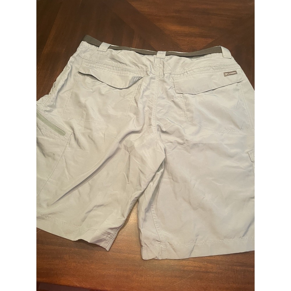 Mens Columbia Shorts 40 Waist 10 In Inseam Green Belt - Picture 3 of 3